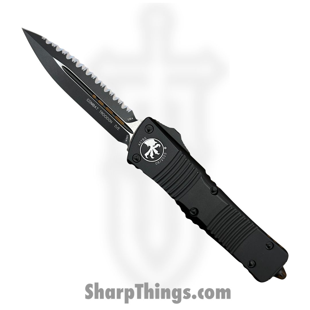 025edaed-d221-4ea1-b14b-bf661af8de51_142-3T_1.jpg Microtech - 142-3T - Combat Troodon - OTF Auto - Elmax, M390, 204P Coated Dagger - 6061-T6 Aluminum - Black - Image 1