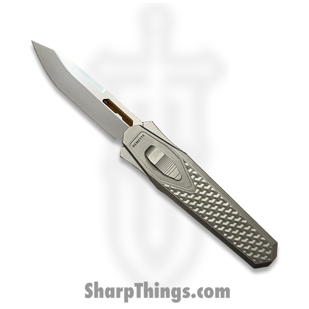 3dc9f0d7-1bf3-4ead-8d0f-45cb8925f7f6_ZL101B2_1.jpg Remette - ZL101B2 - RT Swordfish - OTF Gravity Knife - M390 Satin/Blasted Tanto - Flair Style - Pattern Titanium w Carbon Fiber Inlay - Gray - Image 1