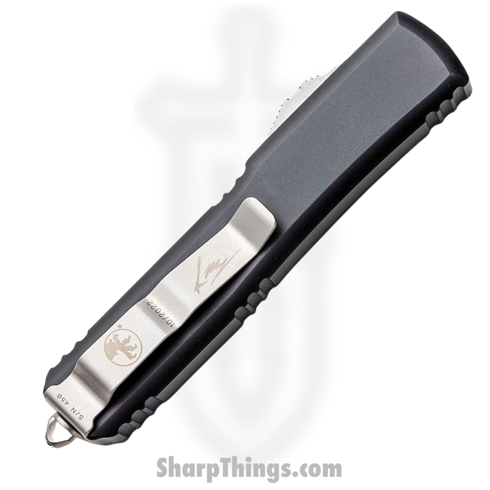 96b101a7-e710-45fb-8949-964b0a4cf03f_119W-10S_3.jpg Microtech - 119W-10S - Ultratech Signature Series - OTF Auto - Elmax, M390, 204P Stonewash Warhound - 6061-T6 Aluminum - Black - Image 1