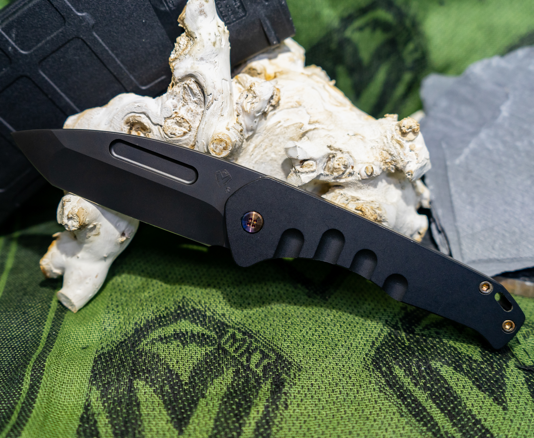 bd810d1e-84fc-4494-a51f-0770e411f7df_MKF206SPT-42PV-TFCF-Q4_1.jpg Medford Knife - MKF206SPT-42PV-TFCF-Q4 - Praetorian Swift FL - PVD Tanto Flipper - S35VN Aluminum - Black - Image 1