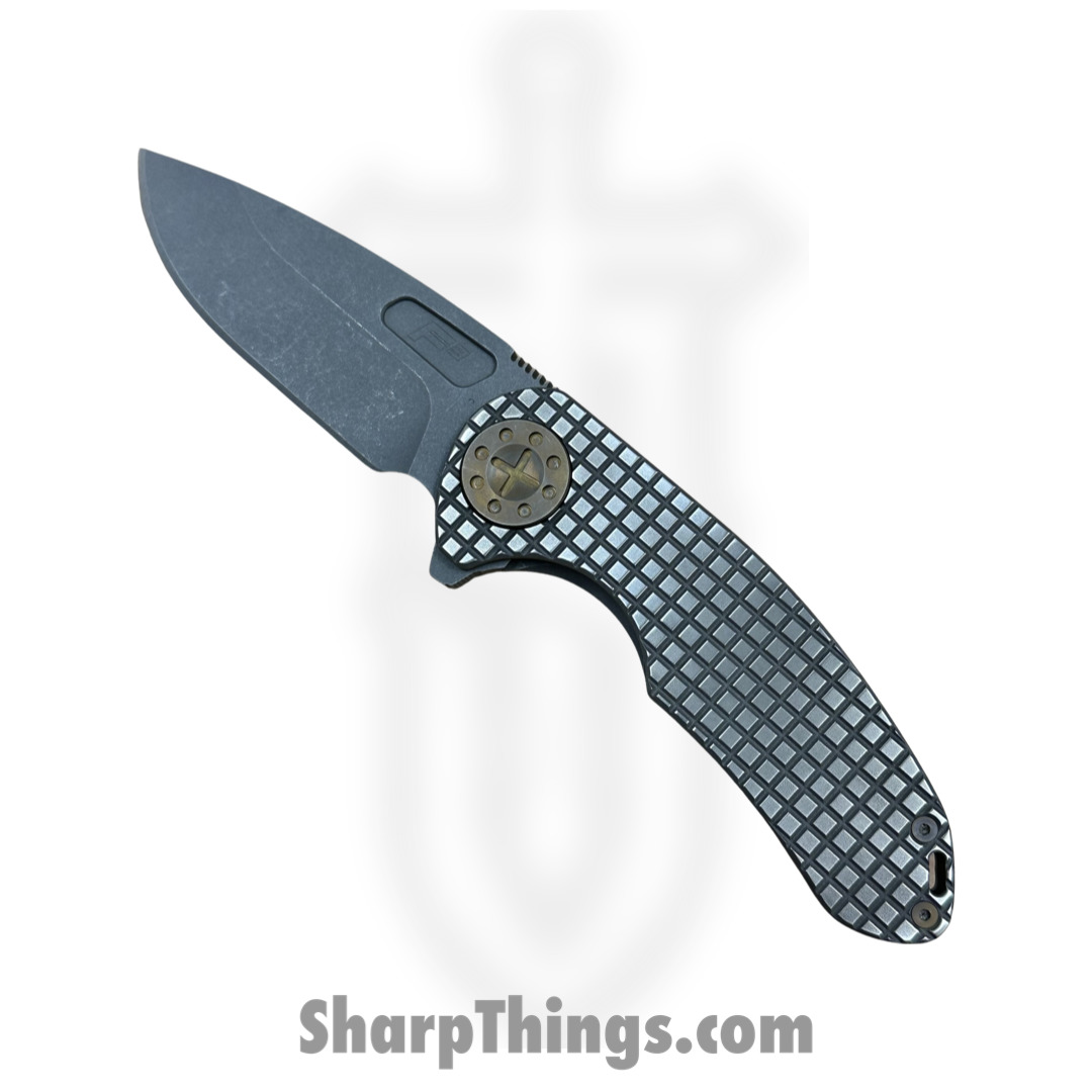 d836d2bb-4b2c-4184-bfa3-e50a667e2102_F3M-FGDP-SWPO_1.jpg Curtiss - F3M-FGDP-SWPO - F3 Medium - Folding Knife - Magnacut Blasted Drop Point - Titanium - Grey - Image 1